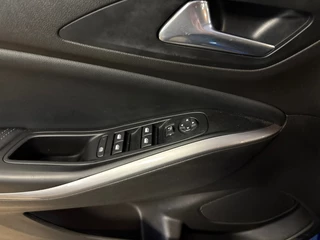 Opel GRANDLAND 1.6 Turbo Plug-In Hybrid GS Line / 225pk / stuur verwarming / camera / Apple carplay / 13