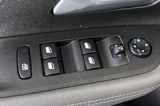 Opel Mokka 1.2 Turbo Business Elegance Stoel-Stuurverwarming Navigatie Apple CarPlay / 29