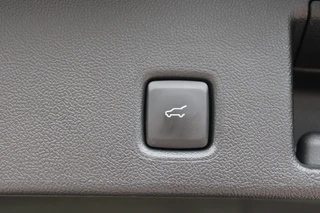 Ford Kuga 2.5 PHEV ST-Line X  | Panoramadak | Trekhaak | B&O | Winterpack / 45