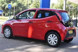 Toyota Aygo 1.0 VVT-i x-fun 100% Dealer onderhouden | 5-Deurs | Airco | 12 mnd BOVAG garantie | Whatsapp 06-53188999 / 16