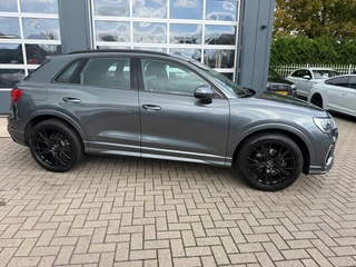 Audi Q3 35 TFSI S Line / Virtual / ACC / Led Matrix / Trekhaak . / 7