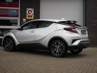 Toyota C-HR 1.8 Hybrid Executive JBL Audio| Leder| ACC| Dealer onderhouden / 4