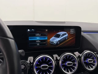 Mercedes-Benz B-klasse 220 4MATIC | Automaat | Adaptive cruise | Navigatie | Camera | Leder | Panoramadak / 25