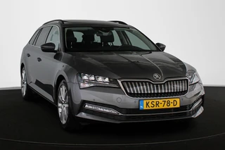 Škoda Superb Combi 1.4 TSI iV Ambition / 2