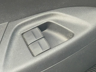 Citroën C1 1.0 VTi Urban Ride  Rijklaar + 12 maanden Bovag-garantie “Sinds 1970 | 5.000+ reviews | Score 9,5 | Service zoals ’t hoort” Henk Jongen Auto's in Helmond,  al 50 jaar service zoals 't hoort! / 23