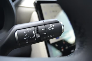 Lexus LBX 1.5 Elegant 2WD NIEUW DIRECT LEVERBAAR PREMIUM PACK KEYLESS EL-ACHTERKLEP BLIND-SPOT STOELVERW STUURVERW / 25