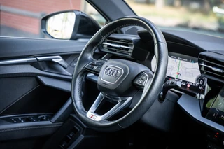 Audi A3 Sportback 40 TFSI e Business edition | Navi | Virtual cockpit | PDC | Cruise | LED / 60