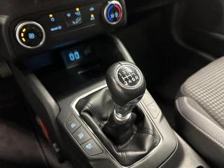 Ford Focus 1.0 EcoBoost Trend Edition Business CAMERA CARPLAY NAVI LM. / 34