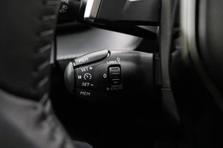 Peugeot 208 1.2 Hybrid e-DCS6 Style 110 PK | Automaat | Parkeersensor | Airco | Android auto / Apple Carplay | Cruise Control | Bluetooth | Nieuw uit voorraad leverbaar / 23