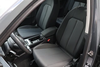 Audi Q3 45 TFSI Hybrid Edition Camera Trekhaak App-connect Stoelverwarming / 6