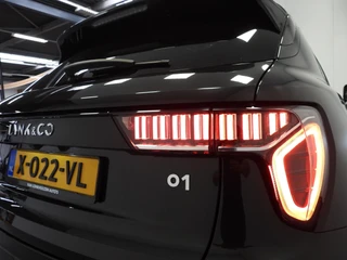 Lynk & Co 01 1.5 PHEV BlackEdition NAVI/360CAM/SCHUIFDAK/LED/20"LMV! / 39