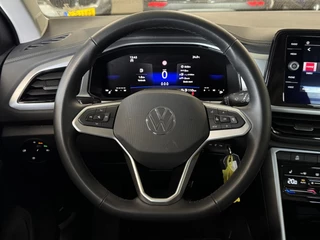 Volkswagen T-Roc 1.0 TSI Life  | Clima | Carplay | PDC voor + achter | LM velgen | ( Vestiging - Nieuwegein ) / 17