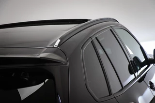 BMW X5 xDrive50e M-sport | PANORAMADAK | INDIVIDUAL VOLLEDER MERINO | HEAD UP | HARMAN KARDON | 360 CAMERA | MAXTON | 22" | / 13