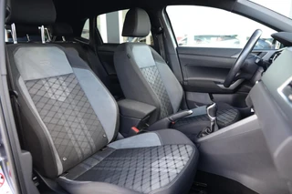 Volkswagen Polo 1.0 TSI R-Line Business|IQ-Light|Camera|Stoelverw.|Apple carplay/android auto| / 21
