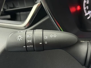 Toyota Corolla Touring Sports 1.8 Hybrid Business | Camera | Carplay&Android | DAB | Led / 16