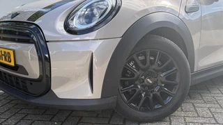 MINI Mini 3-Deurs (f56) 1.5 136pk Cooper l Automaat l Schuifkantel Pano Dak l / 2