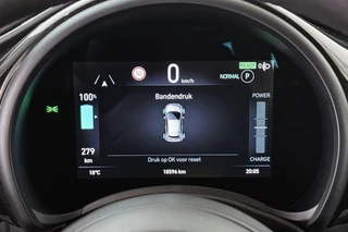 Fiat 500 3+1 Icon 42 kWh Stoelverwarming Camera Apple CarPlay Dodehoek / 12