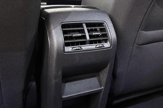 Peugeot 308 SW 1.2 PureTech Active Pack Business Stoelverwarming Airco Apple CarPlay / 32