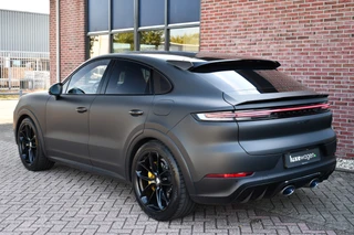 Porsche Cayenne Coupé 4.0 Turbo E-Hybrid GT  Burmester PDCC Carbon HUD ACC 360 / 53