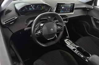 Peugeot e-2008 EV Active Pack 50 kWh Apple CarPlay Climate Control 16" / 6