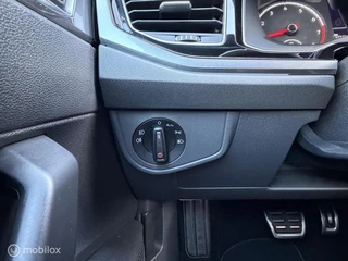 Volkswagen Polo 2.0 TSI GTI DSG TOPSTAAT! CLIMA*CARPLAY*ADABCR*ACC*STOELVERW*ENZV.. / 37