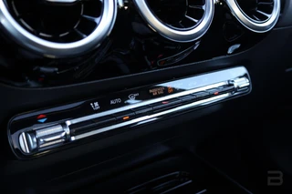Mercedes B-klasse 200 Luxury Line / Panoramadak / Stuurwielverwarming / Stoelverwarming / 17