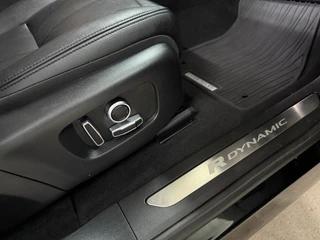 Land Rover Range Rover Evoque 2.0 D165 AWD R-Dynamic HSE | Black Edition | PANO | Leder | Meridian | Winter Pakket | 20inch | ACC / 9