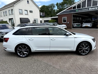 Škoda Superb Combi 1.4 TSI iV Sportline Business  Panoramadak, Trekhaak / 2