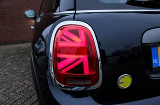 MINI Electric SE Electric Charged 33 kWh / 10
