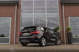 BMW 1-serie 116d F40 Executive Edition | 1e eigenaar | NL Auto | HiFi audio | DAB | LED | Apple Carplay | Rijstrooksensor | Cruise control | Climate control | Sportstuur | Active Guard Plus / 6