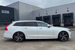 Volvo V90 2.0 T4 R-DESIGN | POLESTAR 210pk | PANORAMA | TREKHAAK | STANDKACHEL | CAMERA / 23