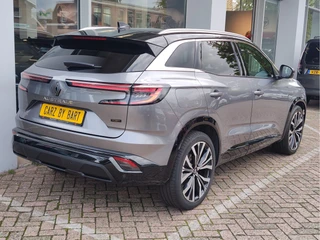Renault Austral 1.2 E-TECH FULL HYBRID 200 ICONIC AUTOMAAT  Stuurverwarming | 360 Camera | Keyless / 6