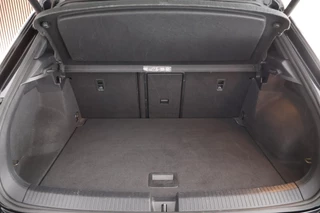 Volkswagen T-Roc 1.5 TSI 150pk R-Line Sport Camera Navigatie / 43