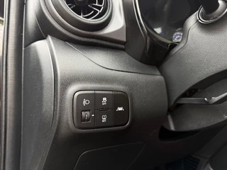 Hyundai i10 1.0 COMFORT NL Auto Cruise Airco Carplay Lane Ass / 18