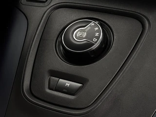 Peugeot Rifter 1.2 PureTech Allure | Automaat | Trekhaak | Distributieriem vervangen| Camera | Climate Control / 28