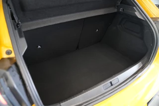 Peugeot 208 1.2 PureTech Allure  Panoramadak Navigatie Full-led 24 Maanden garantie* (Vraag naar de voorwaarden) / 27