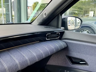 Renault 5 Comfort Range Techno 52 kWh  | V2G | Harman Kardon | Winter Pack | Pack Advanced Driving Assist | 18Inch Chrono | Two-Tone | Stoel+Stuurverwarming | Blindspot | Navigatie | Apple CarPlay/Android Auto / 34