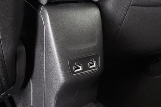 Peugeot 208 1.2 PureTech Allure Pack Stoelverwarming Keyless Adaptieve Cruise Control Apple CarPlay / 31
