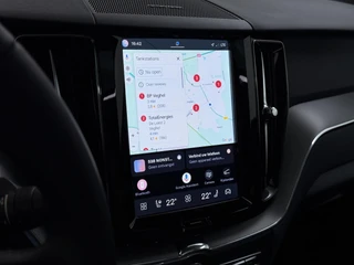 Volvo XC60 2.0 T6 Plug-in hybrid AWD Plus Dark / 40
