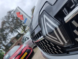 Renault Austral 1.2 E-TECH FULL HYBRID 200 ICONIC AUTOMAAT  Stuurverwarming | 360 Camera | Keyless / 41