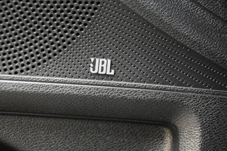 Kia Ceed 1.0 T-GDi 100pk Design Edition / 16