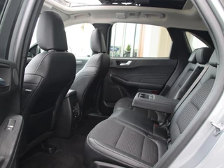 Ford Kuga 2.5 PHEV 225PK Titanium | SOH 93% | Panoramadak | Trekhaak | / 8