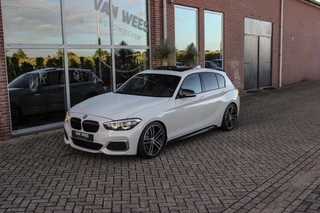 BMW 1-serie 120i Edition M Sport Shadow High Executive | 2e eigenaar | Driving Assistant | Schuif-/kanteldak | Camera | Harman Kardon | Keyless entry | LED | M sport remmen | PDC