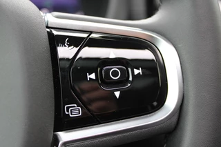 Volvo XC60 2.0 T8 Plug-in hybrid AWD Ultra Dark  | Head-Up | Panoramadak | Leder | H&K | BLIS / 16