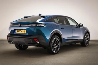 Peugeot e-408 Allure 58 kWh | NIEUW | COMFORT / CONNECT / 360 VISION & DRIVE ASSIST- PACK | STUURVERWARMING | DAB | APPLE | CAMERA / 2
