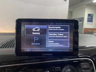 Volkswagen Up! 1.0 cross up! BlueMotion/ Nederlandse auto/ 5 deurs/ Parkeersensoren voor en achter/ Bluetooth / Airco / 25