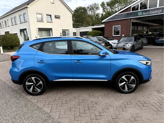 MG ZS EV MG EV Luxury 50 kWh  Panoramadak, Trekhaak, App Connect / 2