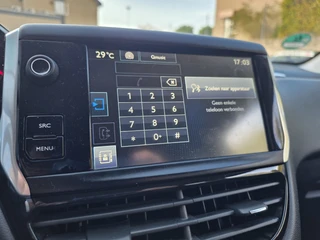 Peugeot 208 1.2 e-VTi Style NAVI TEL PDC CRUISE CONTROL / 28