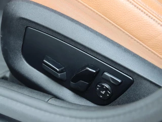 BMW 5-serie Touring 530e Luxury Line | SOH 91% | LASER LED | H&K audio / 17