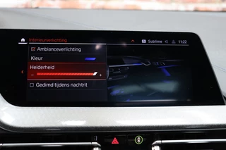 BMW 2 Serie Gran Coupé 218i High Executive M Sport Pakket Automaat  / Live Cockpit Professional / Panoramadak / Stoelverwarming / 18 Inch / Climate Control / Parkeersensoren / Bluetooth / DAB / Cruise Control / Lichtpakket / Extra Getint Glas / LED / 30